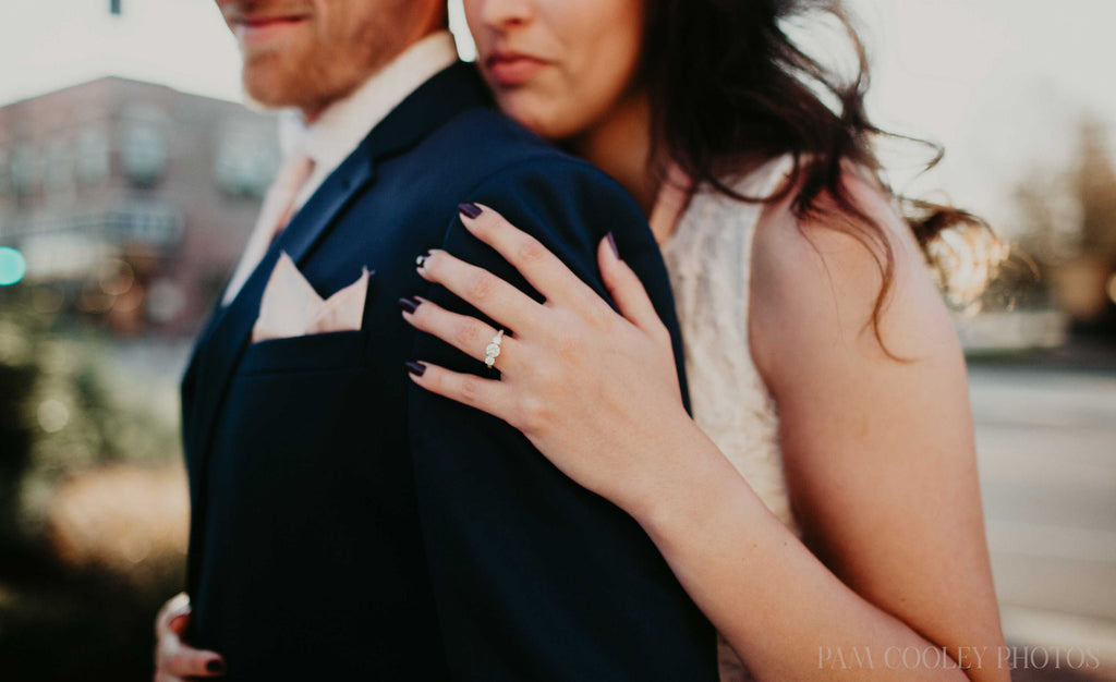 10 Tips on What to Wear on Your Engagement Shoot - Dream Photo Video